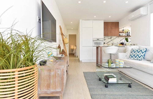 Meloneras Apartment | Guest Rated 10/10: Beach Apartment La Charca III Getaway