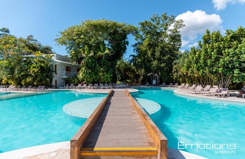 Villas Del Mar Apartment | Experience Beach Apartment Villas Jubey with Private Access