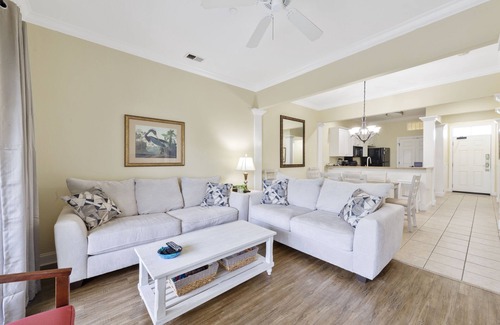 North Litchfield Beach Condo | Oceanfront 2BR Condo at Litchfield - Guest Rated 9.8