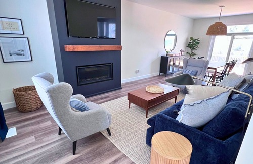 Wyoming House | Relaxing Beach Bliss Retreat with Hot Tub & Family Amenities