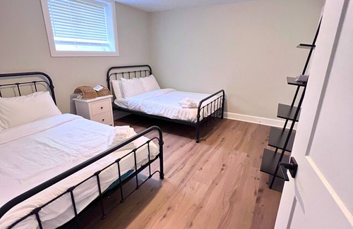 Wyoming House | Relaxing Beach Bliss Retreat with Hot Tub & Family Amenities
