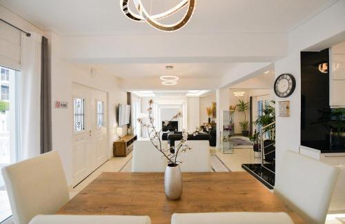 Korithion House | Relax at Beach Blue Villa: Oceanfront Escape Rated 9.9