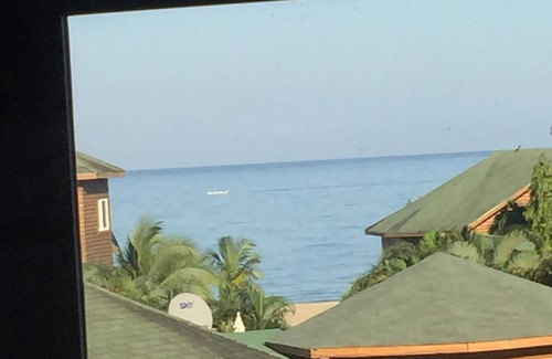 Omoa Cabin | Inviting Beach Cabin in Gated Community of Omoa, Cortes