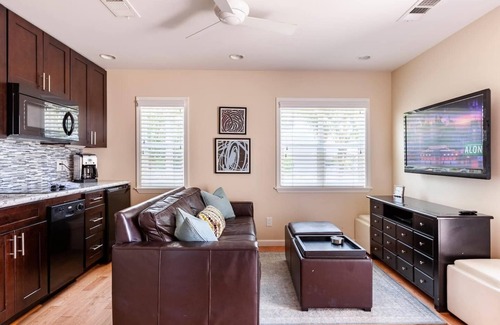 Carlsbad Apartment | Beach Casita & Spa: Oceanfront Escape with Pool Access