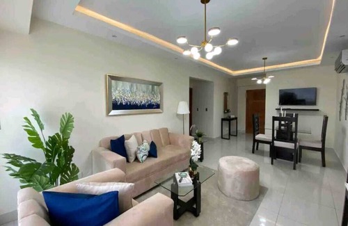 Santa Cruz Cabin | Discover Beach Cave Conchal: Family & Pet-Friendly Retreat