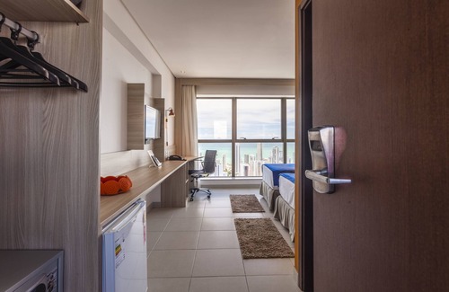 Boa Viagem Hotel | Beach Class Convention: A 4-Star Retreat with Pool & Spa