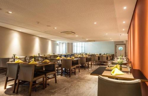 Boa Viagem Apartment | Relax at Flats Beach Class Convention: 4-Star Family Getaway