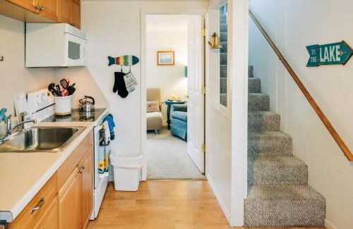Oscoda House | Beach Club of Oscoda: Captains Watch by the Oceanfront
