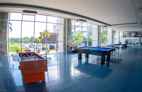 Puente del Mar Apartment | Experience Beach Club Living with Private Beach and Pool