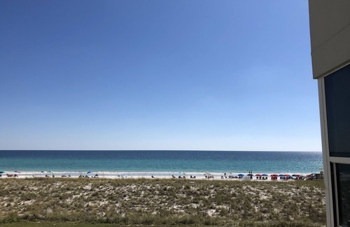 Navarre Beach Condo | Beach Colony Resort 2B: Spectacular Ocean Views Await
