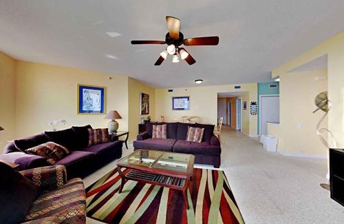 Navarre Beach Apartment | Beach Colony Resort East Navarre Beach #5C