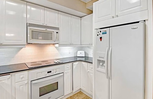 Navarre Beach Condo | Beach Colony West 11C Gulf-front 3BD/3BA Condo Navarre Beach!