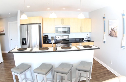 Saint Joseph Condo | Beach Condo in Downtown St. Joseph - Guest Rated 10/10