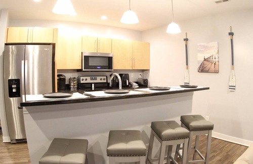 Saint Joseph Condo | Beach Condo in Downtown St. Joseph - Guest Rated 10/10