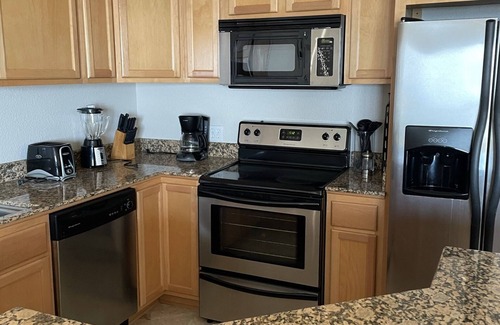 Playa Encantada Condo | Beachfront Condo at La Jolla Del Mar: Pool & Spa Oasis