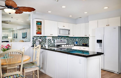 Townsite Condo | Oceanfront Beach Condo with Spectacular Views & Top Amenities