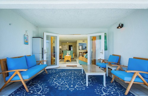 La Grande Princesse Condo | Idyllic Beach Condo with Oceanfront Views Near Christiansted