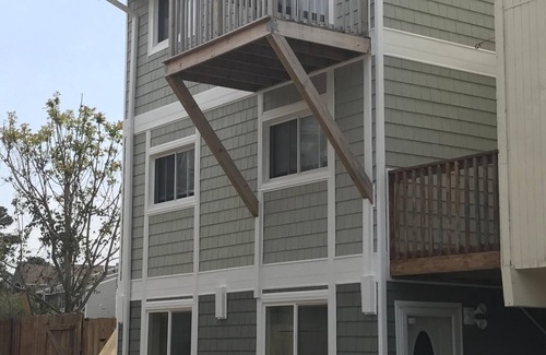 Northeast Virginia Beach Condo | Beach Condo Retreat with Oceanfront Views & Pet-Friendly Perks