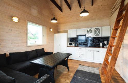 Valga County Ski Chalet | Welcoming Beach Cottage at Nõuni Yacht Club with Pool
