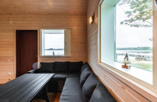 Valga County Ski Chalet | Welcoming Beach Cottage at Nõuni Yacht Club with Pool