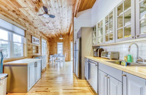 Ocean Bay Park Cottage | Idyllic Beach Cottage on Fire Island with Oceanfront Spa