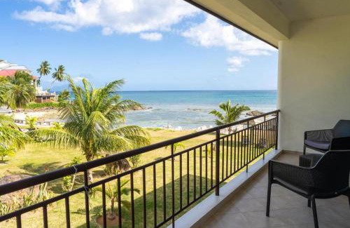 Bel Ombre Apartment | Beach Cottages: Oceanfront Getaway with 9.4/10 Rating