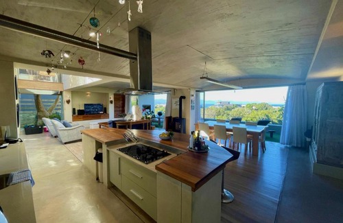 Robberg Beach House | Oceanfront Bliss at Beach End Plettenberg Bay - 4 Stars