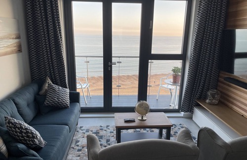 Ramsgate Condo | Oceanfront Beach Flat with Pet-Friendly Amenities in Ramsgate
