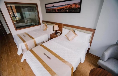 Cua Lo Apartment | Budget-Friendly Beach Front 1986s Hotel for Families