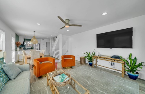 Fort Walton Beach - Destin House | Oceanfront Haven with Spa and Ocean Views at Beach Front 6