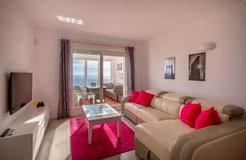 Cumbre del Sol Apartment | Family-Friendly Apartment in El Poble Nou with Pool