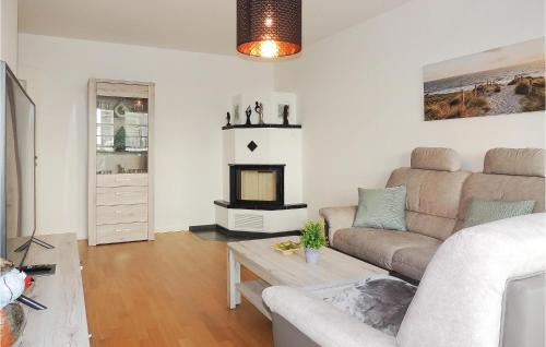 Gross Schoenebeck Apartment | Inviting Apartment In Schorheide Ot Altenhof With Ocean View