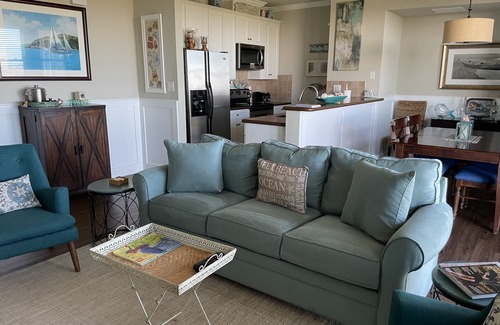 Red Fish Cove Condo | Beachfront Bliss at Pointe West: Rated 9.8 with Pool & Spa
