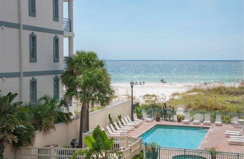 Belle Vista Condo | Ocean View Condo on the Gulf with Pool and Spa Amenities