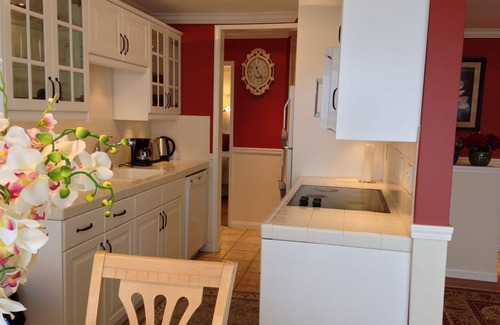 South Redondo Condo | Ocean View Beach Front Condo with Pool and Spa Retreat