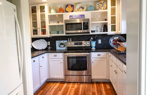 Ono Island House | Ocean View Cottage at Molokai Villas - Rated 10/10!