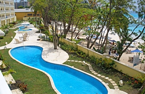 Dover Condo | Family-Friendly Beachfront Retreat in Vibrant St. Lawrence Gap