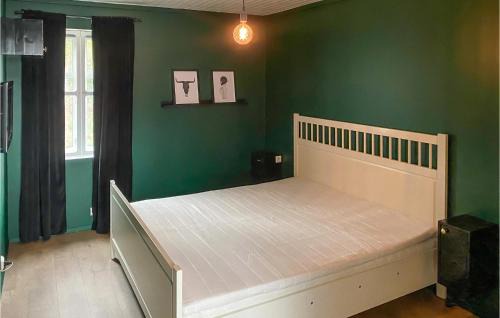 Farsund House | Oceanfront Retreat in Farsund with Free Wifi & Ocean Views