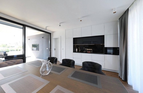 Diklo House | Beach front home in Kraj