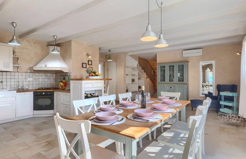 Fazana House | Exceptional 4 Bedroom Accommodation with Ocean View in Pula