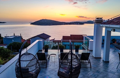 Razanj House | Spacious 4-Bedroom Retreat in Razanj with Oceanfront Views