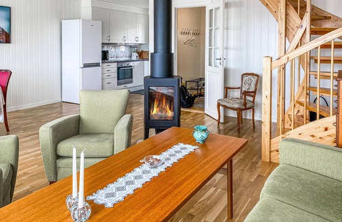 Smøla House | Discover Nature and Fishing Fun on Jøa Island