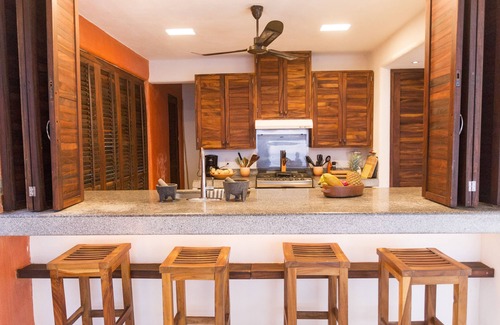 Santa Maria Colotepec Villa | Beach Front, Ocean Front Living, Affordable Price - Family Friendly