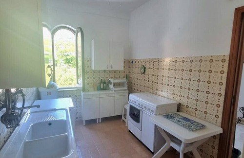 Falerna House | Beachfront Retreat with Garden and Ocean View Amenities