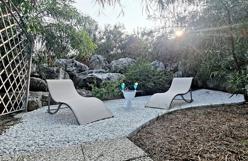 Falerna House | Beachfront Retreat with Garden and Ocean View Amenities
