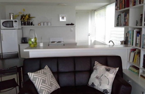 Encounter Bay Apartment | Beach Front Retreat - Pet Friendly with Top Guest Ratings