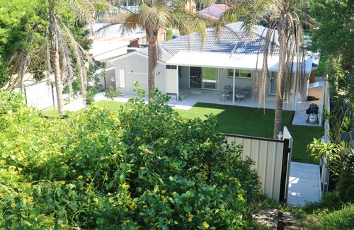 Noraville House | Ideal Beachfront Getaway with Pool and Ocean Views