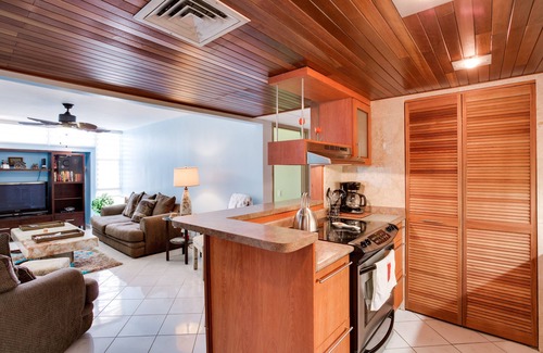 Isla Verde Condo | Beachfront Condo with Pool & 9.8/10 Guest Rating