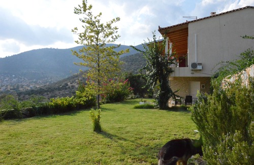 Kymi-Aliveri Villa | Beach Front Villa in Euboea with Breathtaking Views