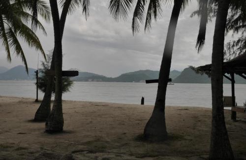 Pulau Tuba Villa | Beach Front Villa 1 Pasir Panjang with Private Beach Access